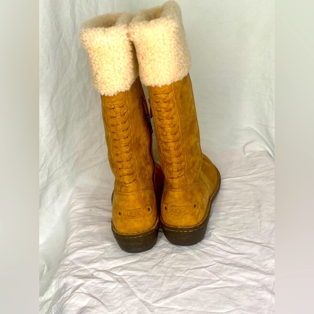 UGG KARYN 9